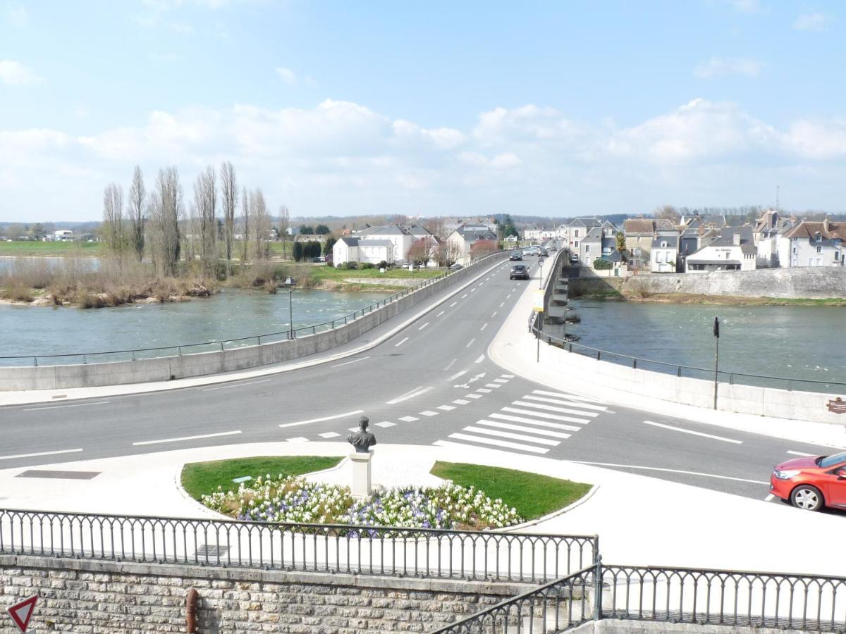 엉부와스 Le Pont Royal 아파트 외부 사진